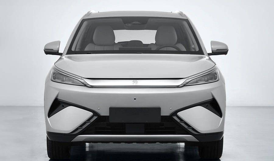 Desain bumper depan baru dengan kamera (MIIT/Carneschina)