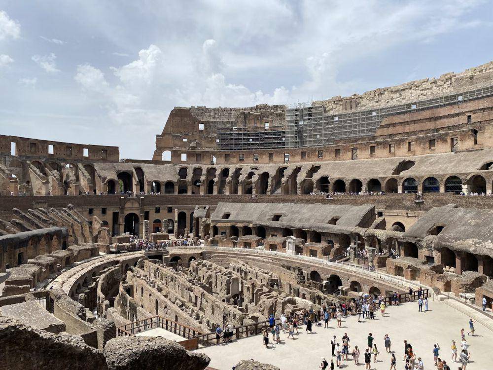 ilustrasi Roma, Italia (unsplash.com/Jude Wilson 🚀)