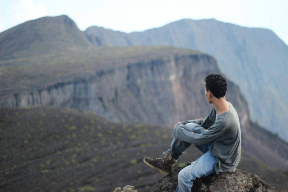 Potret Taman Nasional Gunung Tambora, NTB (unsplash.com/@iswandi)