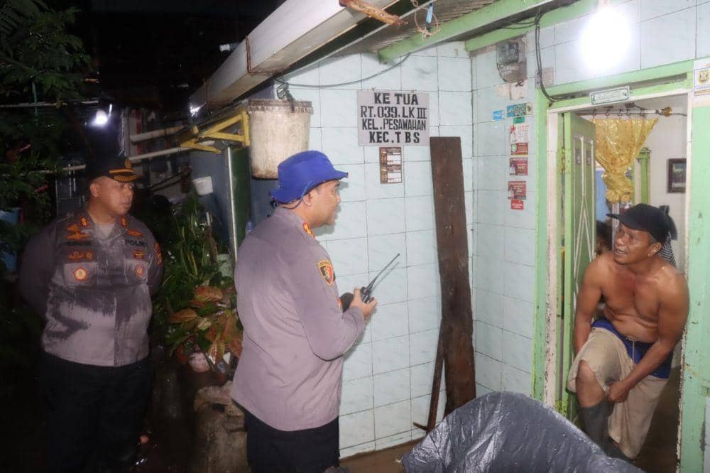 Baru Dilantik Langsung Tinjau Banjir, Kapolresta Bilang Ini