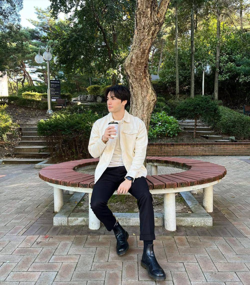 outfit street style kekinian ala Perth Nakhun (instagram.com/perth_ss)