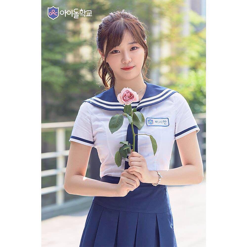Lee Si An idol school (instagram.com/siannnnn_s2)