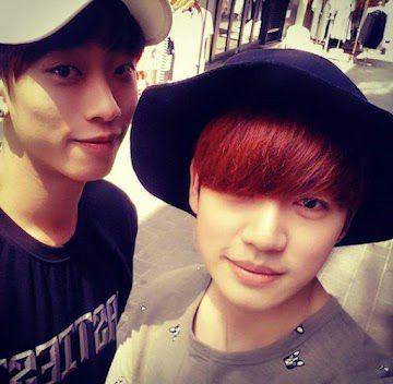 B.Nish dan Seungho (koreaboo.com)