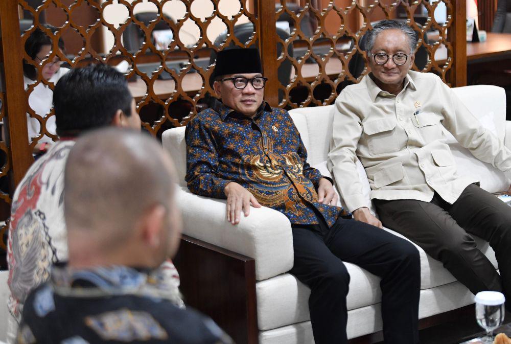 Mendes Janji Bakal Tuntaskan Jalan Rusak di Desa-desa Tertinggal
