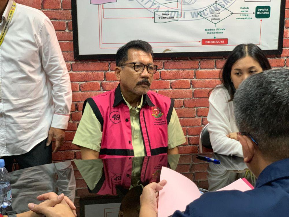 Diminta Bantu Kasus Tannur, Zarof Ricar Pamer Foto Hakim Agung Soesilo