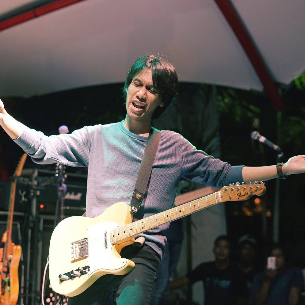 7 Lagu Ciptaan Eross Candra Sheila On 7 untuk Artis Lain, Udah Tahu?