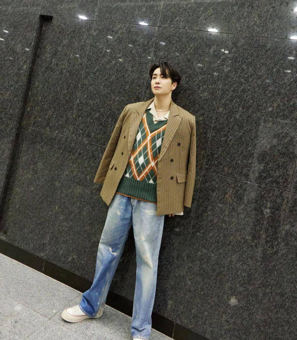 Youngjae GOT7 (instagram.com/333cyj333)