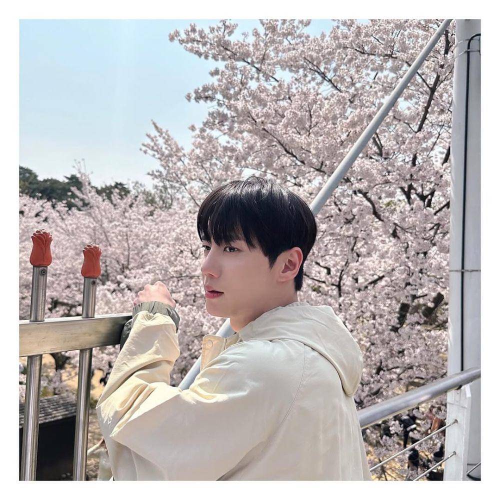 potret Lee Jun Young (instagram.com/real_2junyoung)