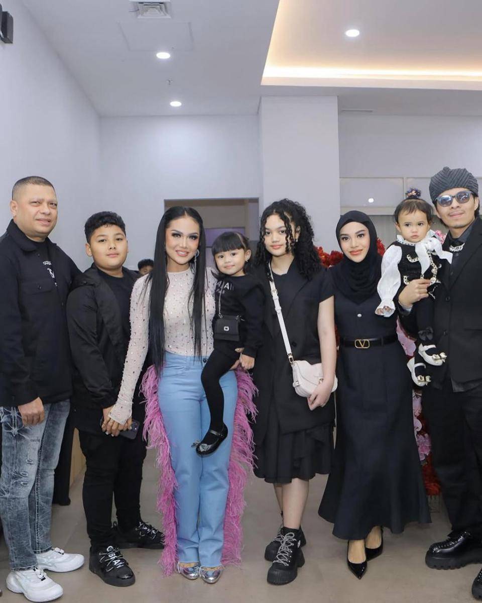 potret keluarga Kris Dayanti (instagram.com/krisdayantilemos)