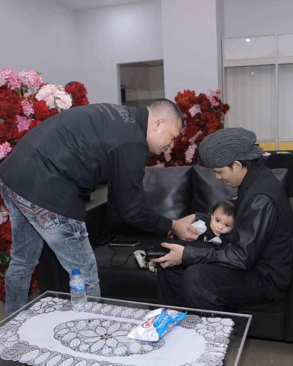 potret keluarga Kris Dayanti (instagram.com/krisdayantilemos)