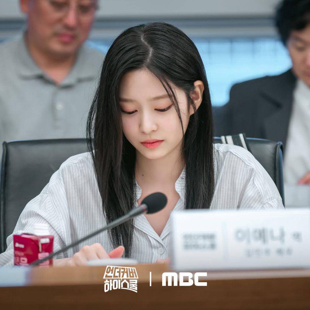 potret Kim Min Ju di script reading Undercover High School (instagram.com/mbcdrama_now)