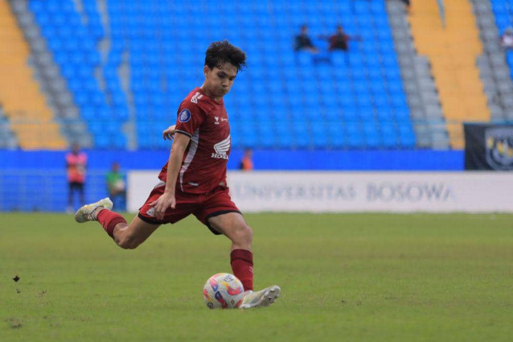 Salah satu momen laga pekan ke-19 BRI Liga 1 2024/2025 antara PSM Makassar versus PSBS Biak pada 18 Januari 2025. (Dok. Ofisial PSM Makassar/Agung Dewantara)