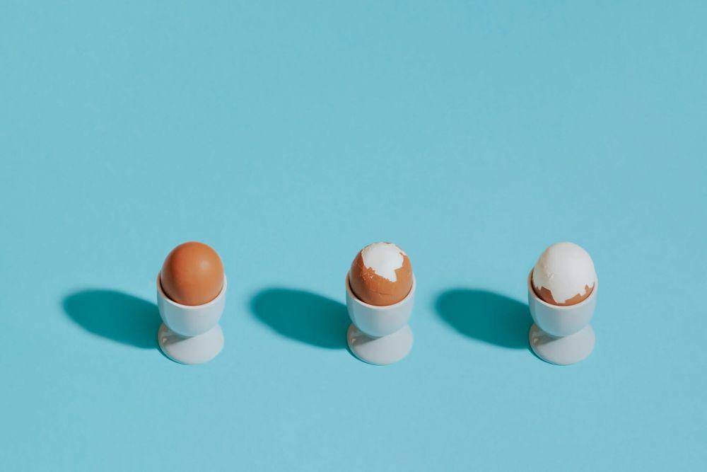 ilustrasi telur rebus (unsplash.com/Pawel Czerwinski)