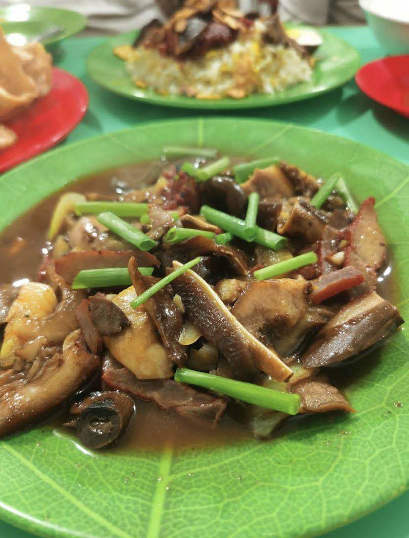 Aweng Resto Chinese Food (google.com/maps/Andrew Ludy)