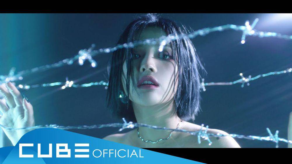 cuplikan MV "Oh My God" (youtube.com/@official_g_i_dle)