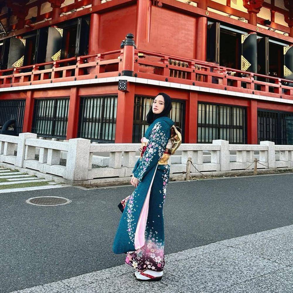 potret Inara Rusli (instagram.com/mommy_starla)