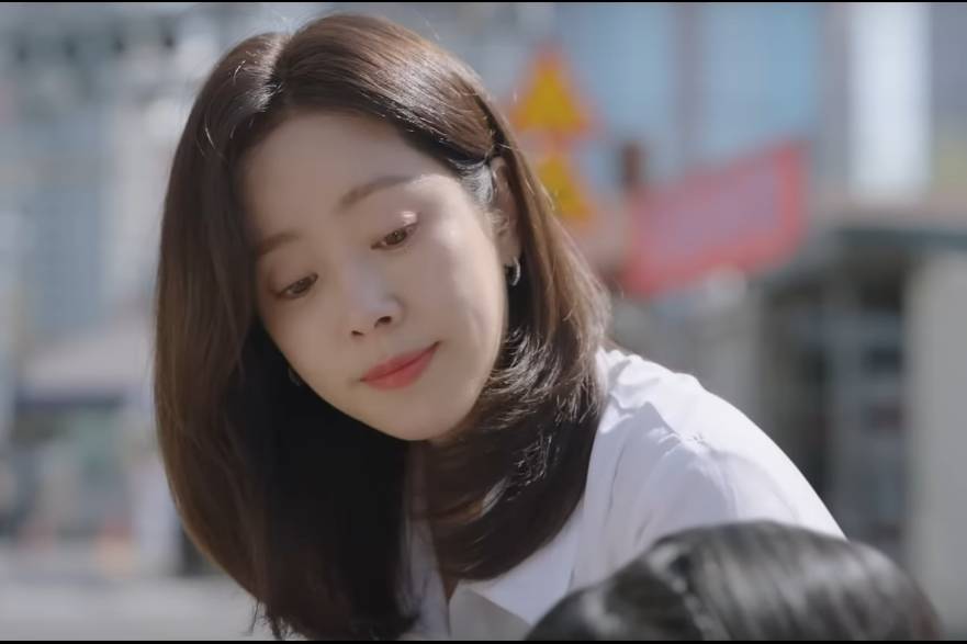 still cut drama Korea Love Scout (youtube.com/@SBSdrama.official)