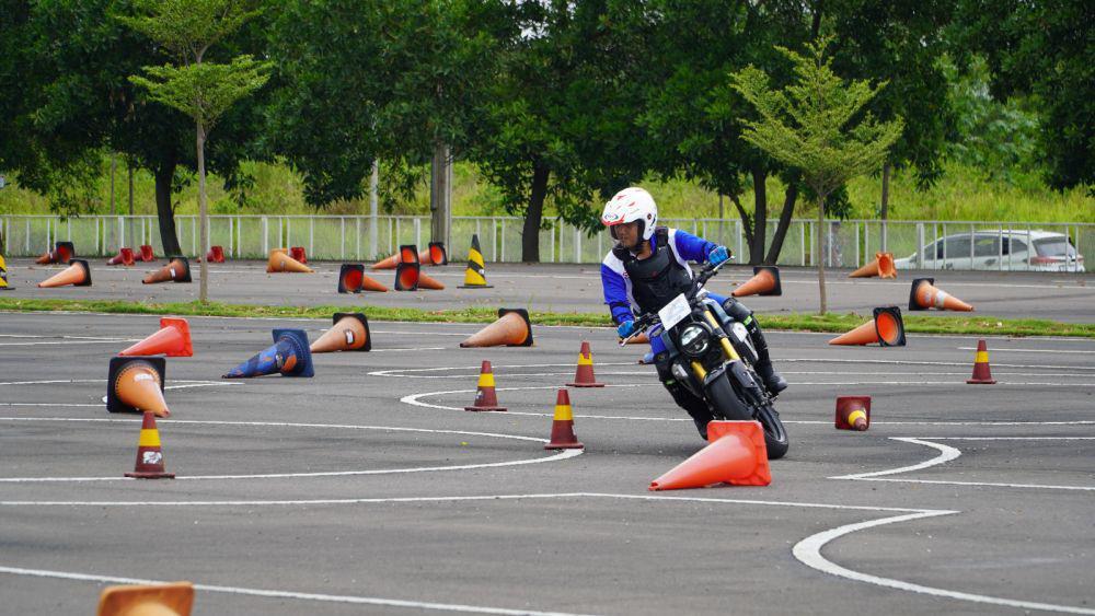 Instruktur Safety Riding Honda Ikut Kompetisi Internasional