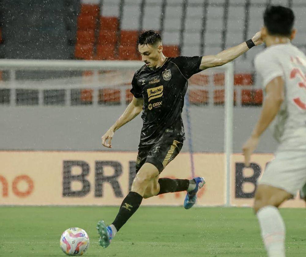 PSIS Semarang melawan Persis Solo pada laga pekan ke-19 Liga 1 2024/2025 di Stadion Jatidiri Semarang, Senin (20/1/2025). (Dok. PSIS)