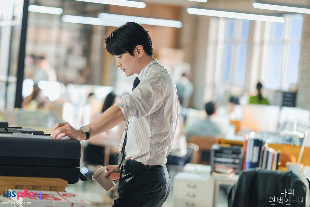 Lee Joon Hyuk di Love Scout (dok. SBS/Love Scout)