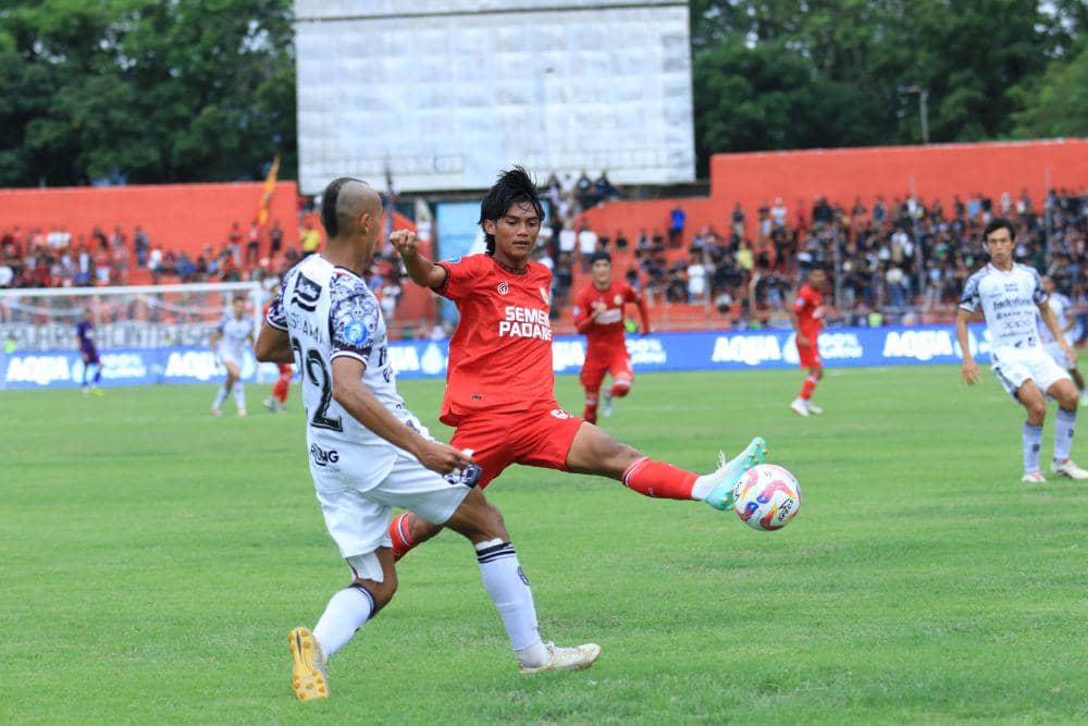 Bukan Cuma Kartu Merah, Ini Penyebab Kekalahan Semen Padang FC