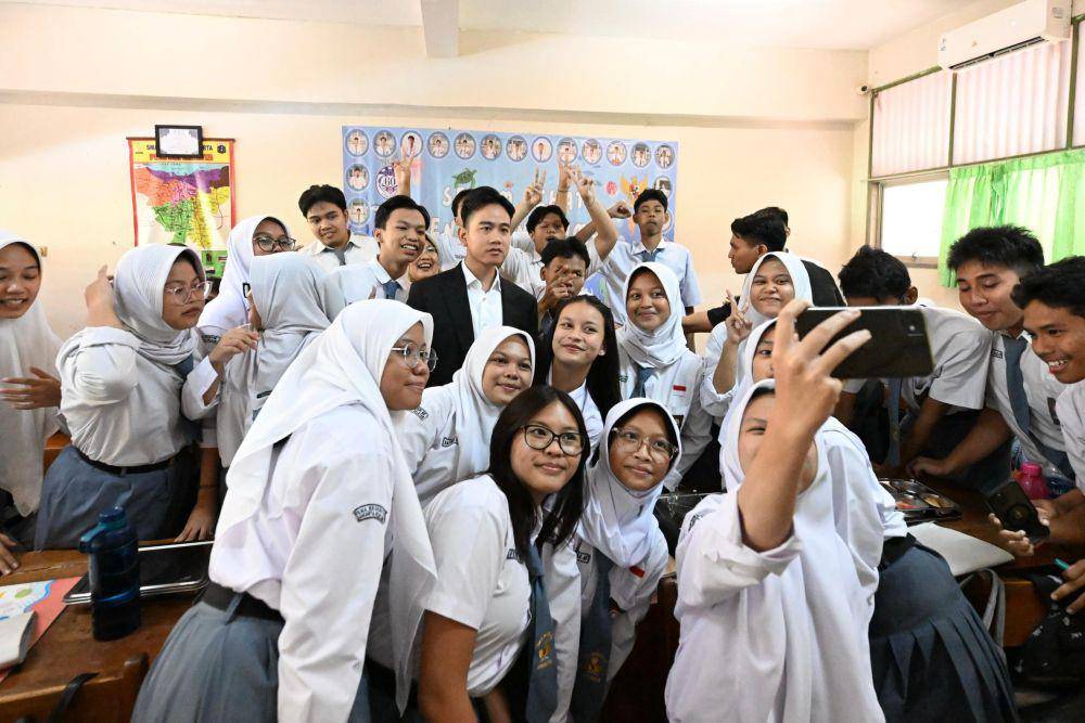 Wapres tinjau MBG SMA N 60 Jakarta. (dok. Setwapres)