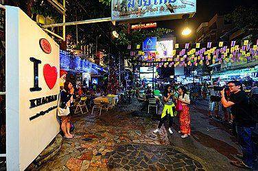 Khao San Road (https://en.wikipedia.org/)