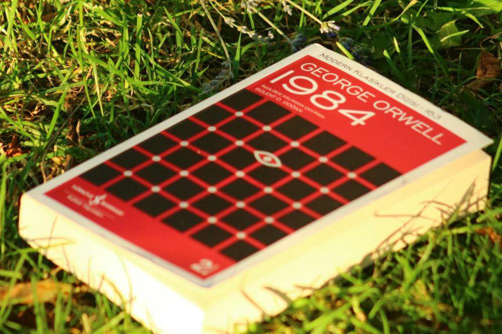 Bagaimana Sebuah Buku Bisa Dapat Label Klasik?
