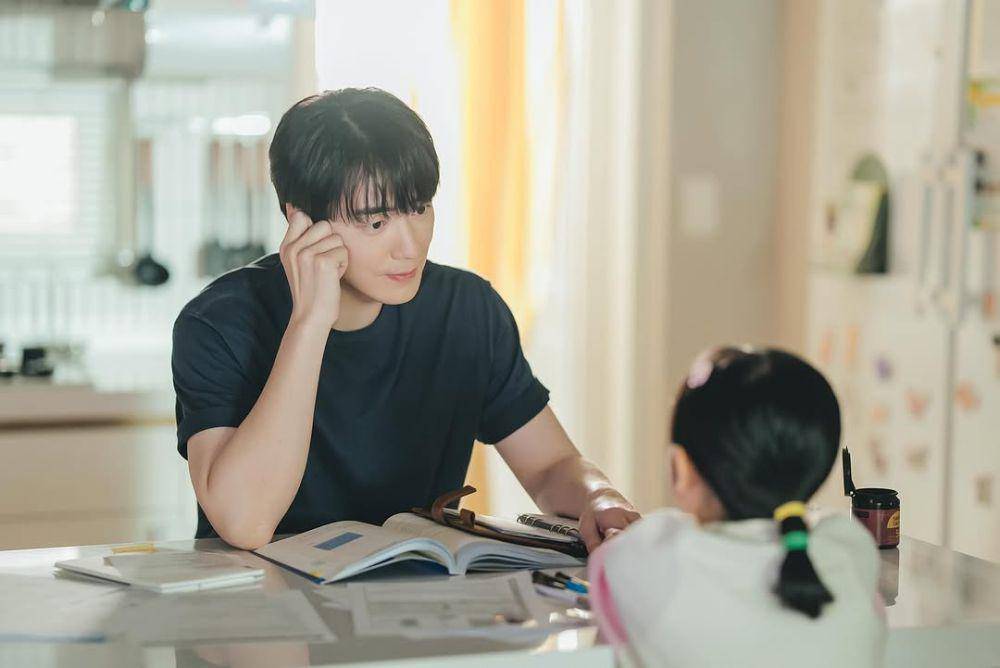 cuplikan drama Love Scout (instagram.com/acefactory.official)