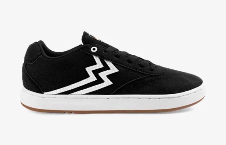 Geoff Max Boston Black White (shopee.co.id/Geoff Max Official Shop)