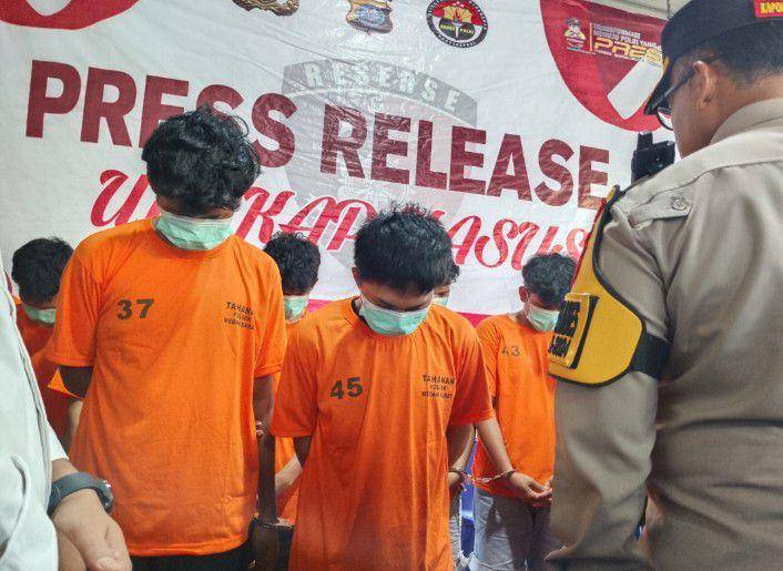 Para pelaku yang melakukan penyerangan berjumlah 31 orang (IDN Times/Eko Agus Herianto)