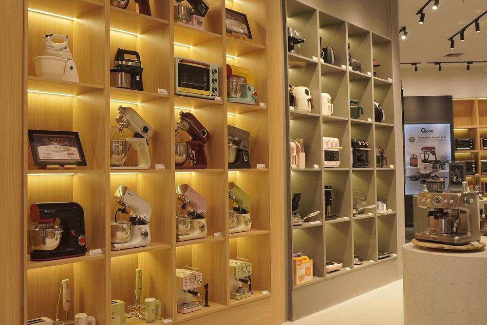 Oxone Experience Center di PIK Avenue. (instagram.com/oxoneonline)