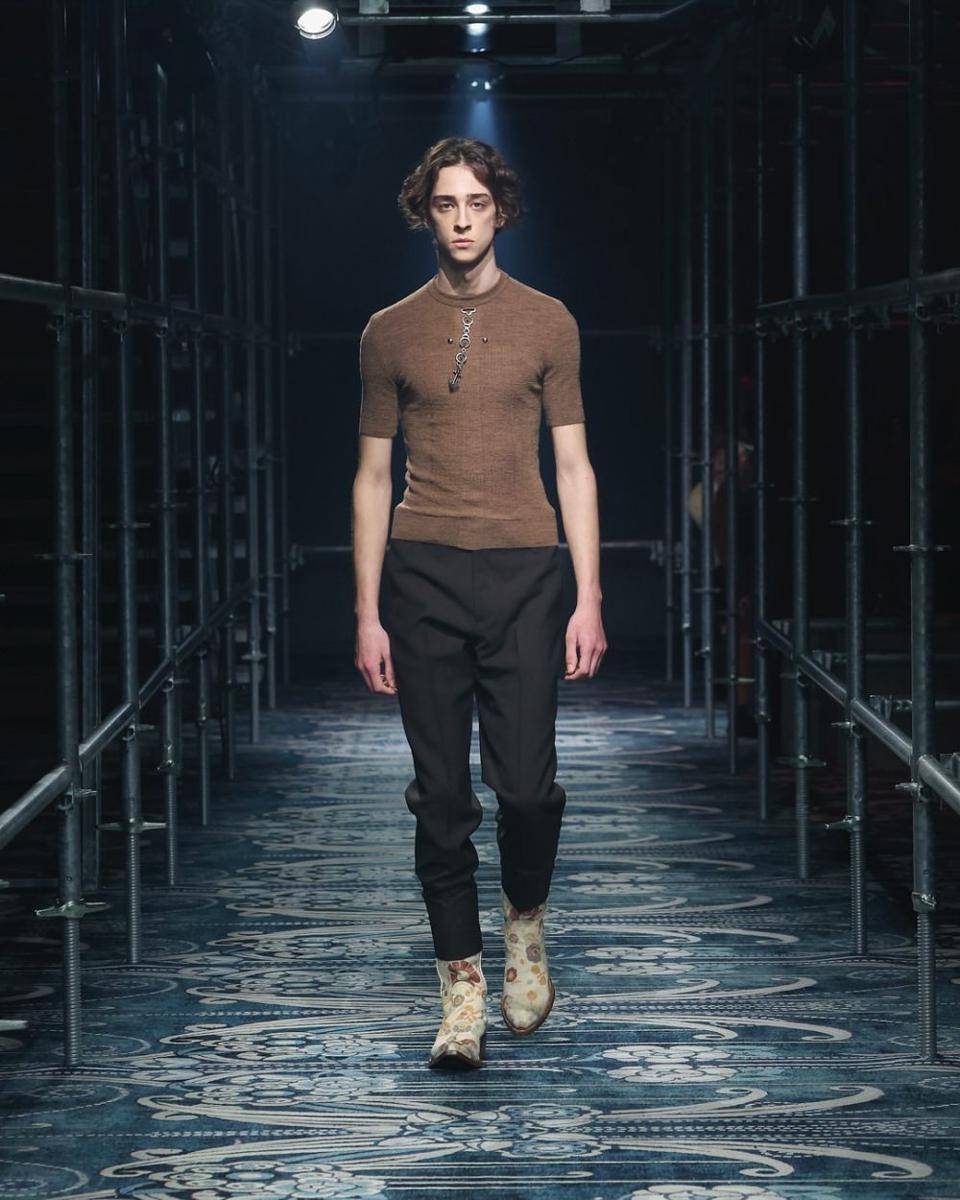 PRADA F/W 2025-26 di Milan Fashion Week Men's (instagram.com/prada)