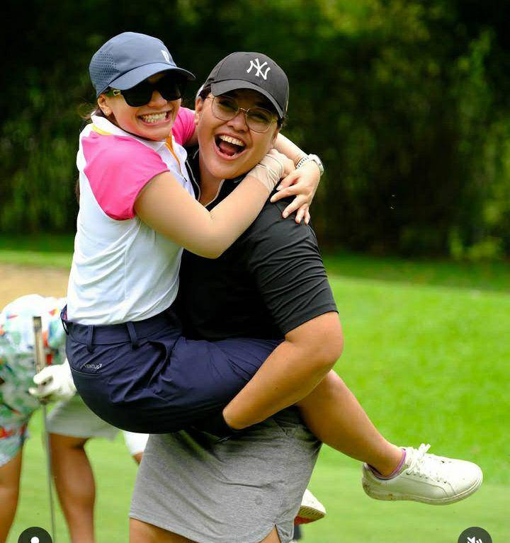 potret Amel Carla main golf di Bontang (instagram.com/amelcarla)