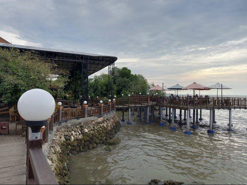 Taman Kuliner Paciran (google.com/maps/Auliya Qa)