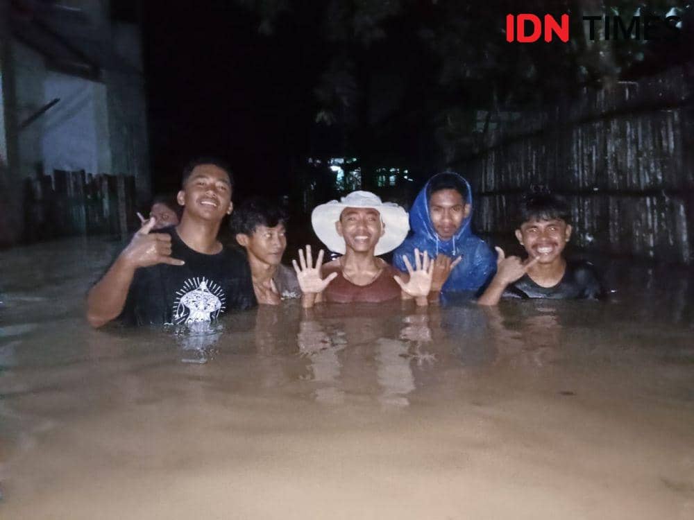 Foto banjir saat rendam pemukiman warga Bima (Dok/BPBD Bima)
