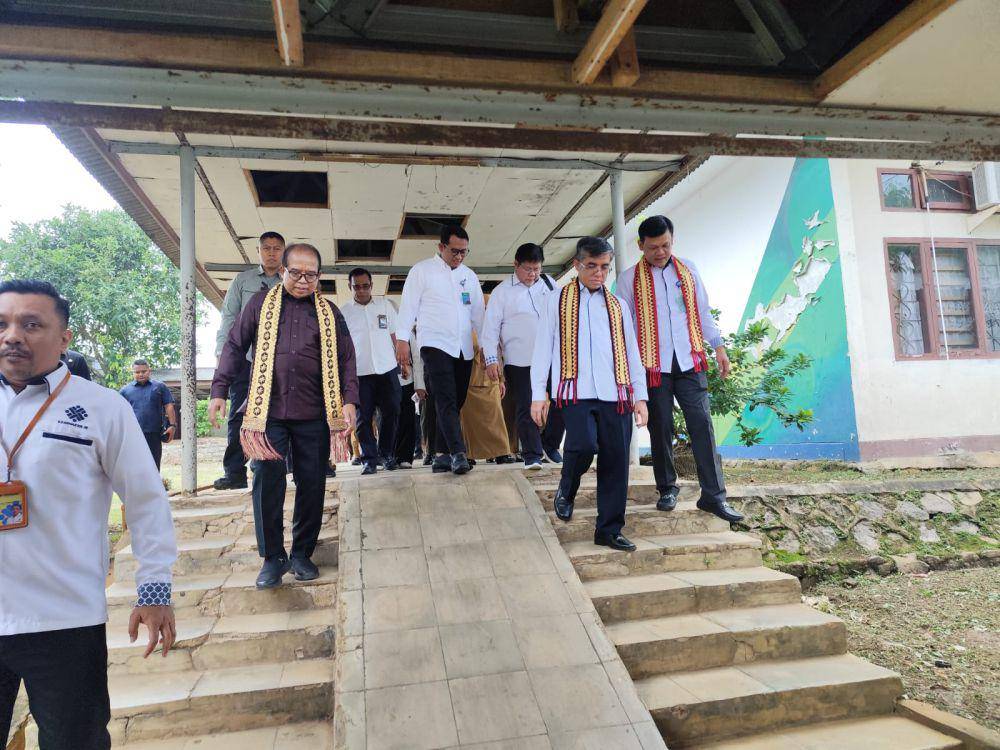 Menteri Ketenagakerjaan RI, Prof. Yassierli saat memantau UPTD BLK Lampung (IDN Times/Muhaimin)