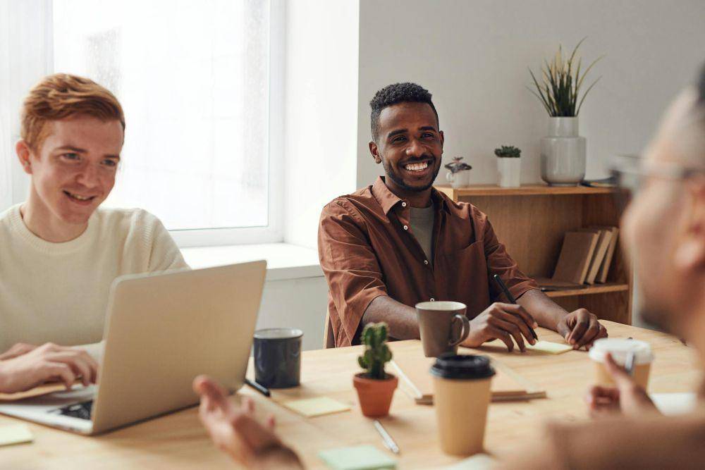 ilustrasi meeting (pexels.com/fauxels)