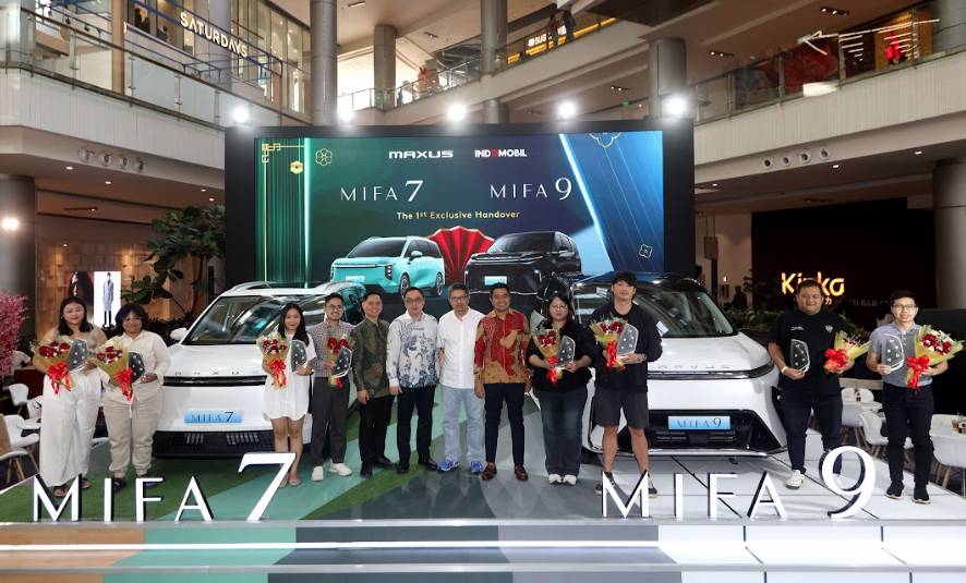 Dua mobil listrik Maxus (maxus)