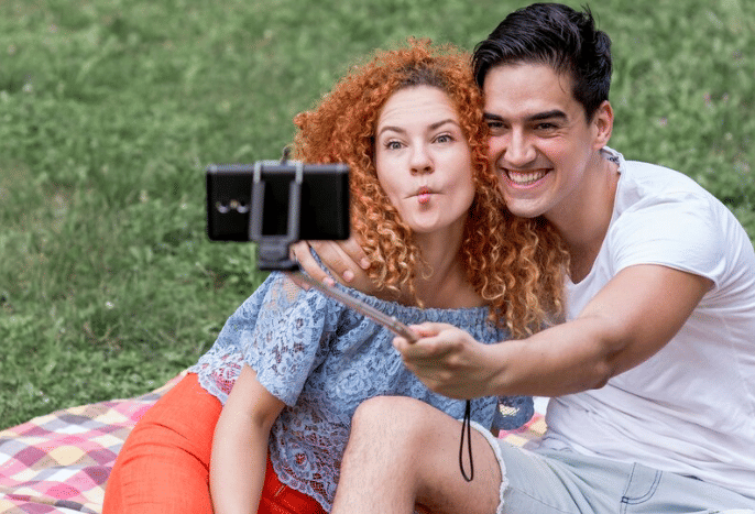 ilustrasi pasangan romantis (freepik.com/freepik)