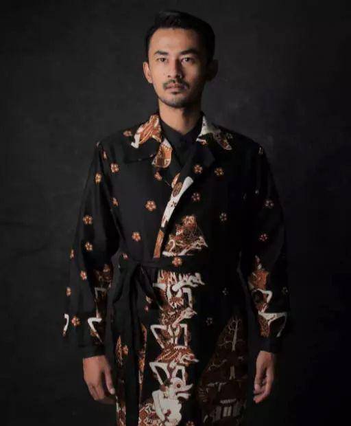 Demen Distro Coat Pria Batik Semi Tulis Asuji Demenacuk (shopee.co.id/demendistro)