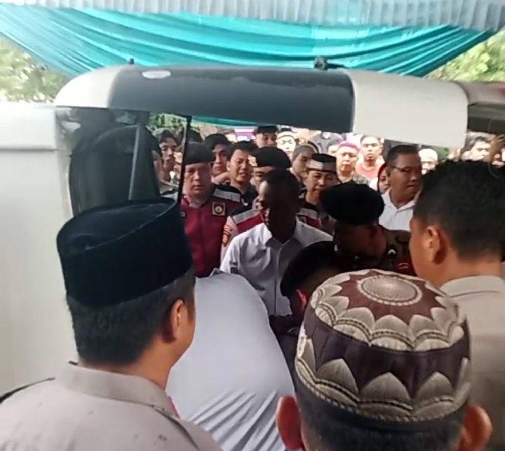 Suasana rumah duka Bripda Faras di Palembang. (Dok. Istimewa)