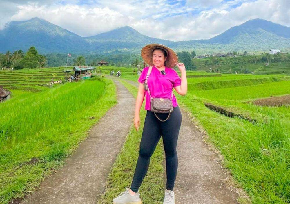 Mengenal Veronica Almeera, TikTokers yang Suka Berbagi Gift Singa (IDN Times/istimewa)