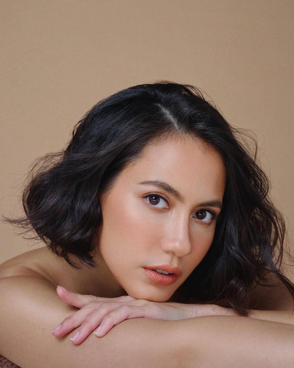 Pevita Pearce (instagram.com/evalovira)