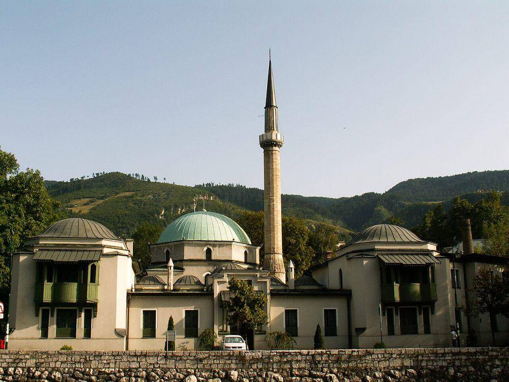 Emperor's Mosque, Bosnia-Herzegovina (commons.m.wikimedia.org/Jaimrsilva)