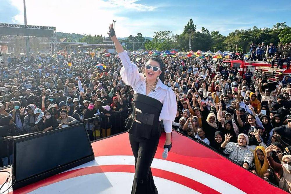 potret Fitri Carlina (Instargam.com/fitricarlina)