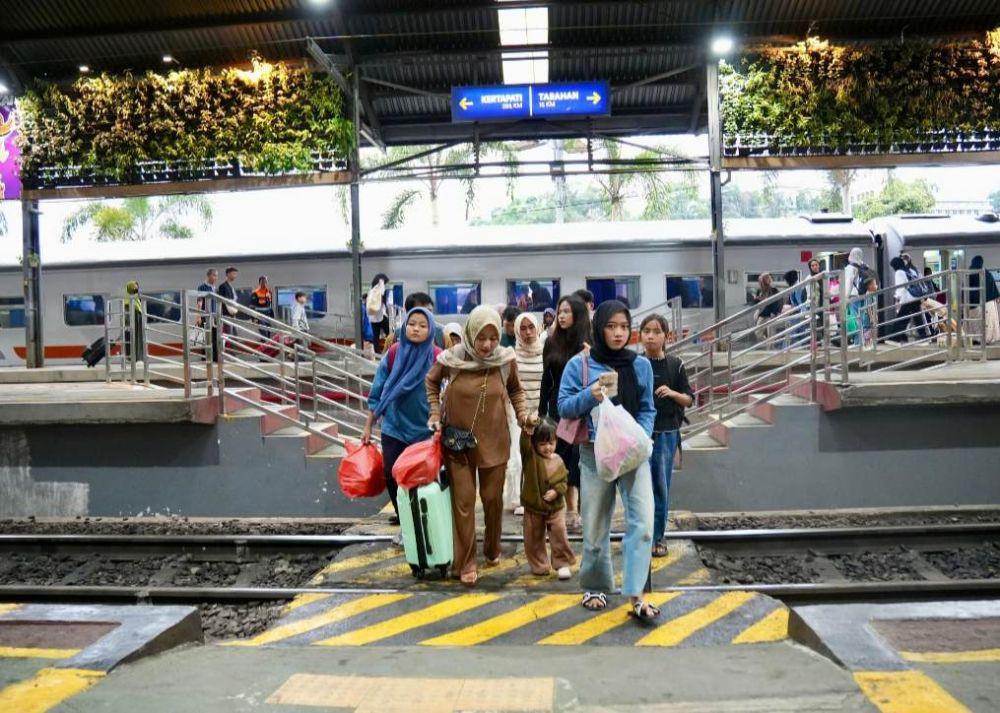 Libur Panjang Isra Mikraj-Imlek, KAI Tanjungkarang Angkut 19.485 Orang