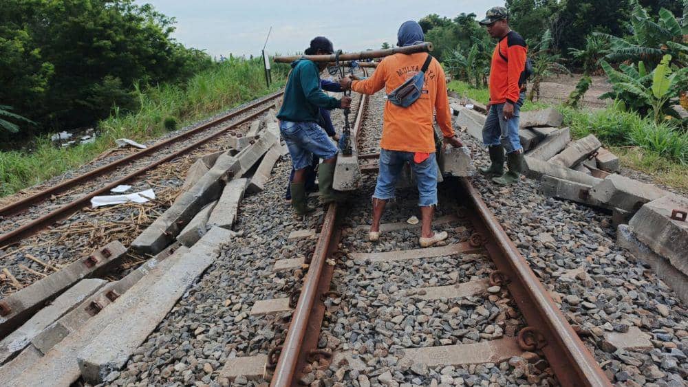 Rel Gubug-Karangjati Masih Diperbaiki, 8 Perjalanan KA Dibatalkan