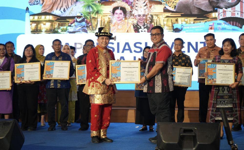 Melayu Serumpun Tarik Wisatawan, Pj Gubernur Sumut Beri Penghargaan