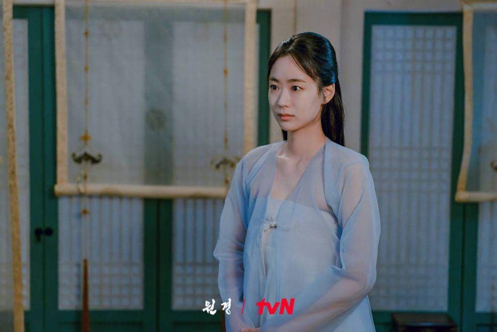 7 Kejahatan Chae Ryeong di The Queen Who Crowns, Pengadu Domba!